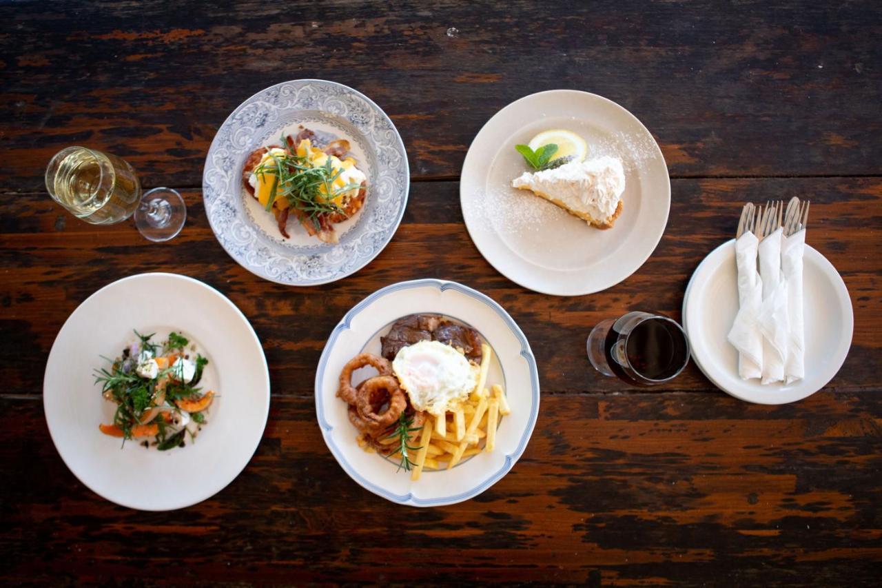 The Historic Pig And Whistle Inn Bathurst Ngoại thất bức ảnh