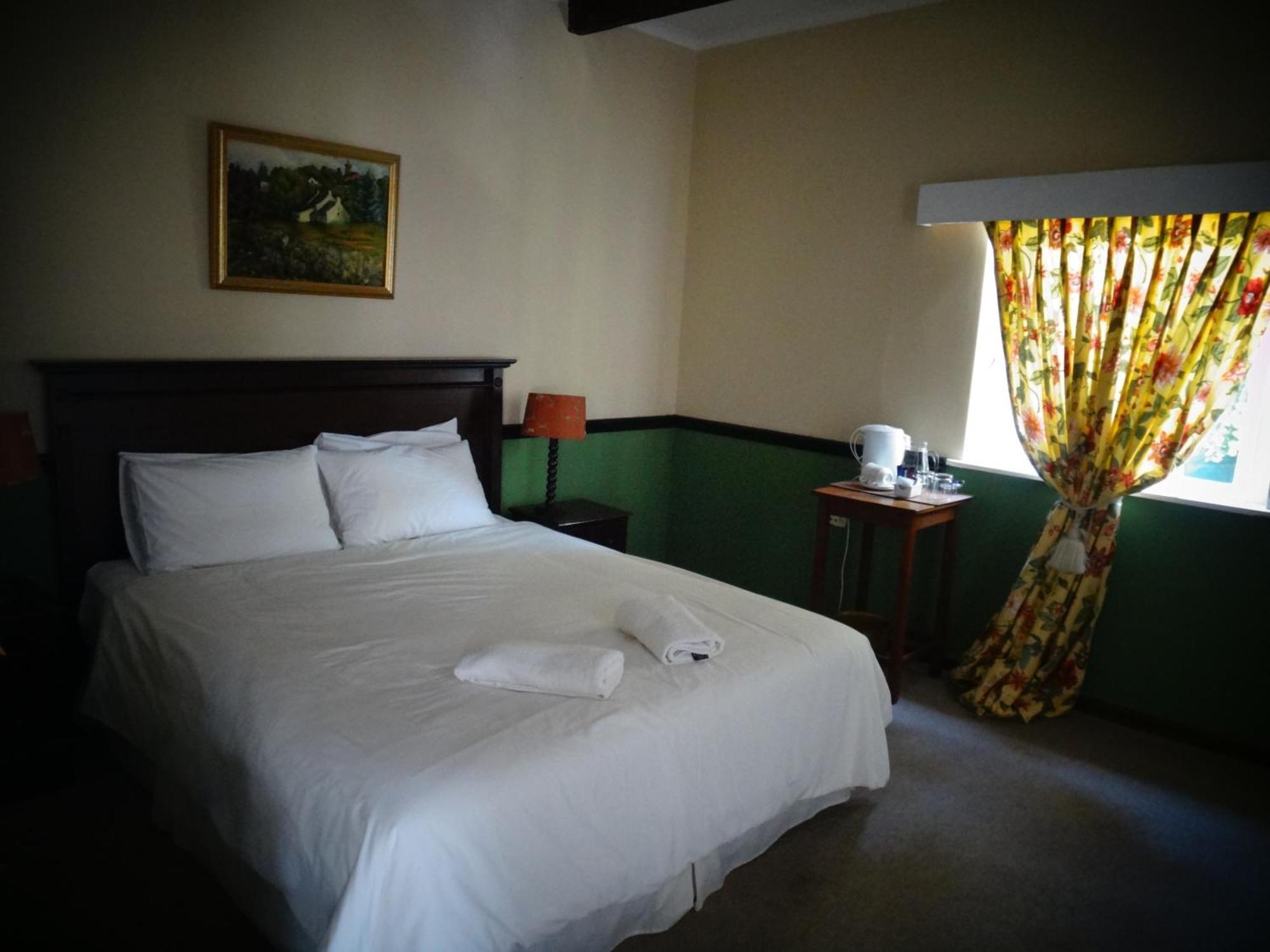 The Historic Pig And Whistle Inn Bathurst Phòng bức ảnh